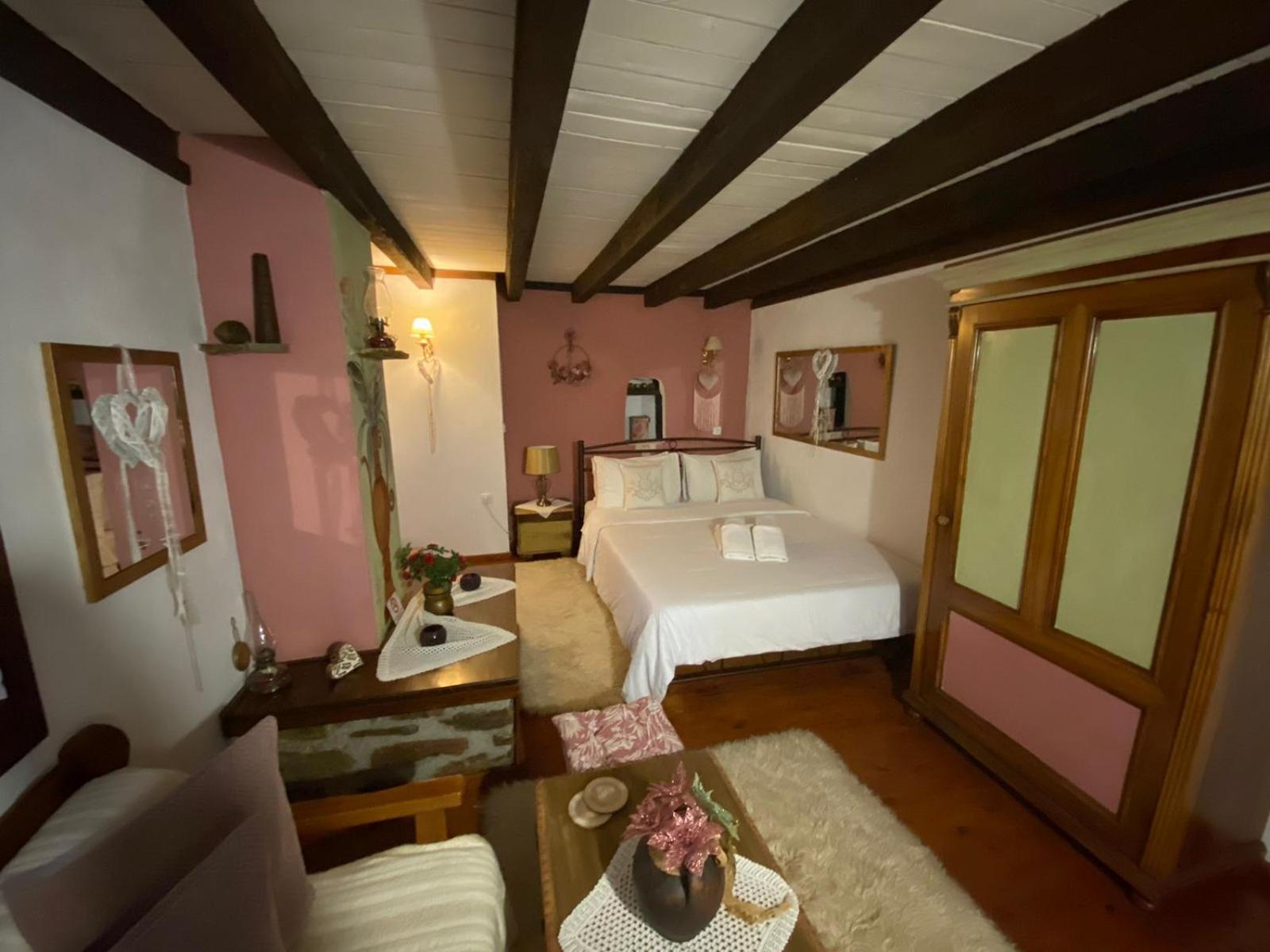 Traditional Guesthouse Erato Palaios Panteleimonas Exterior foto