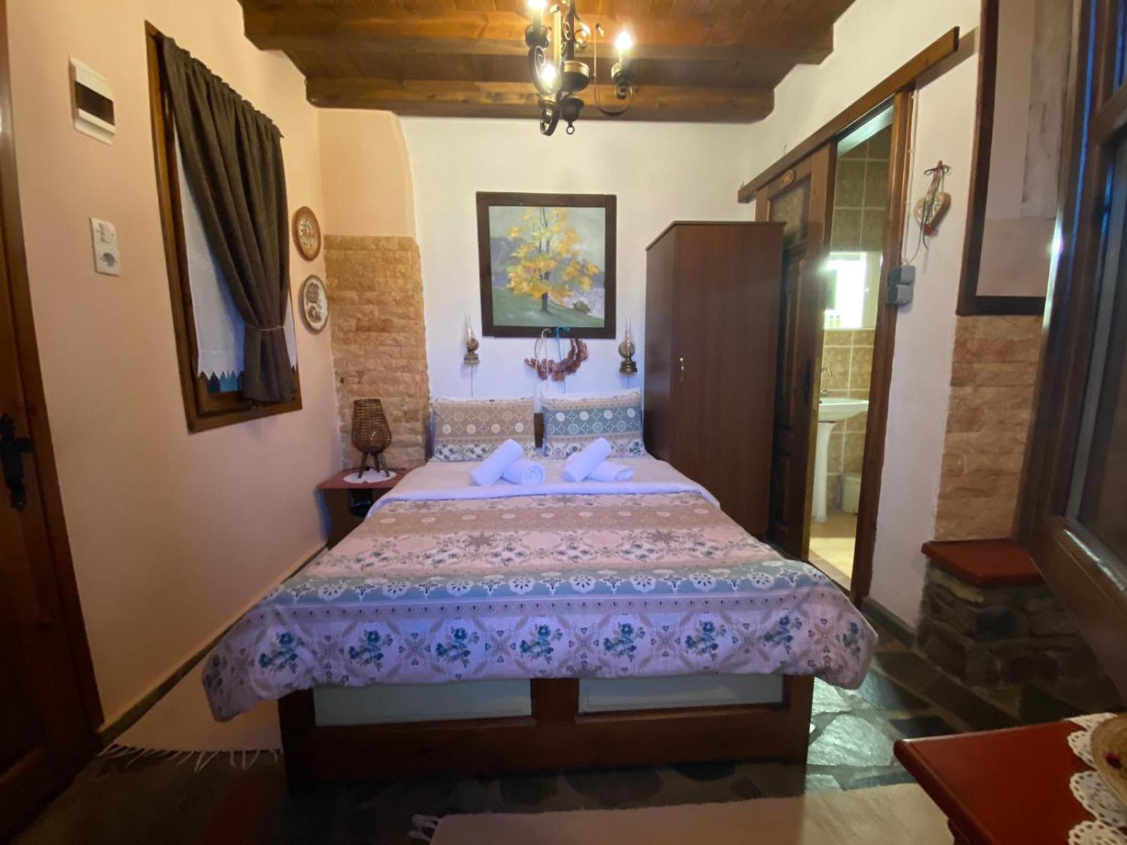 Traditional Guesthouse Erato Palaios Panteleimonas Exterior foto